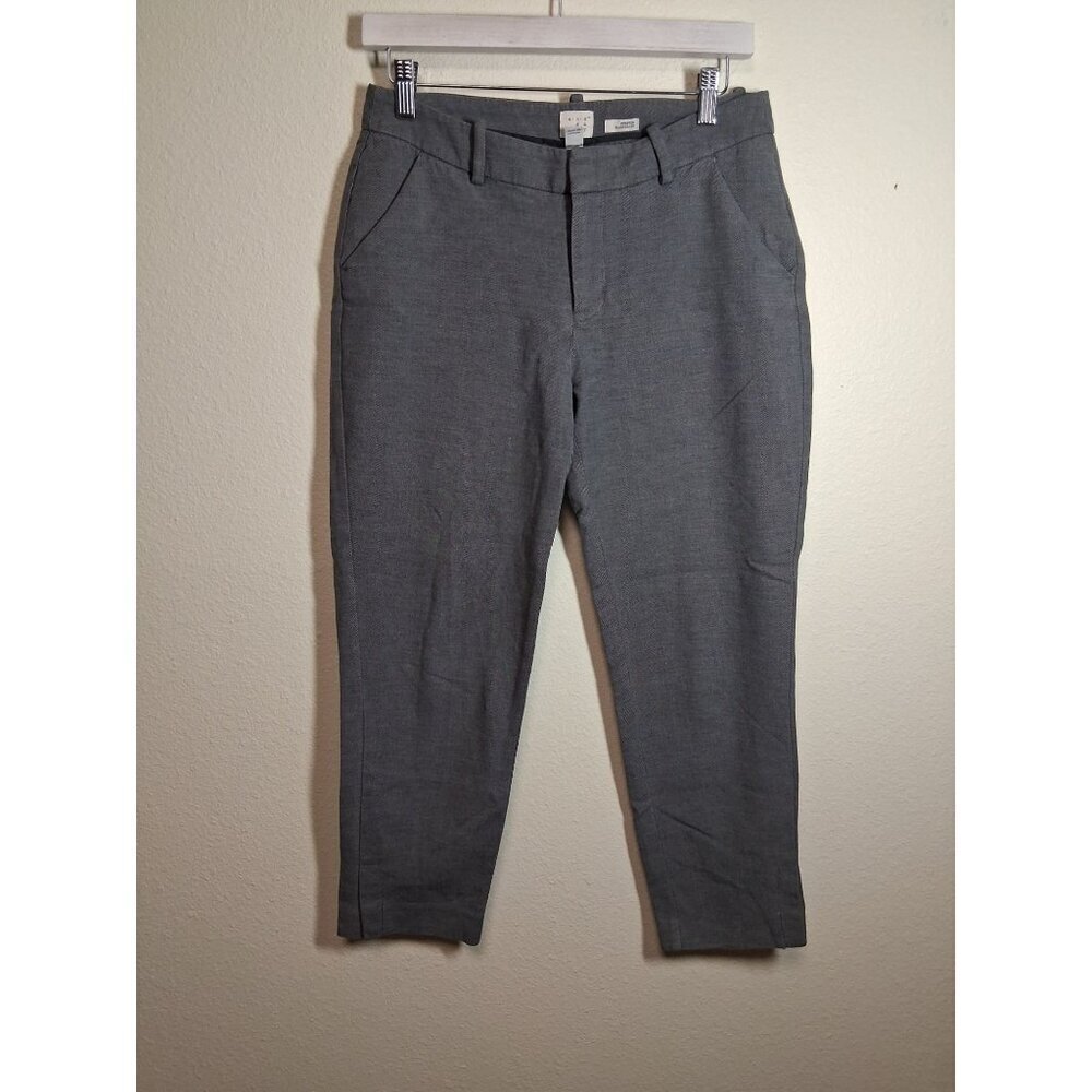 NWOT A New Day Capris Pants Business Casual Gray Women's Size 4